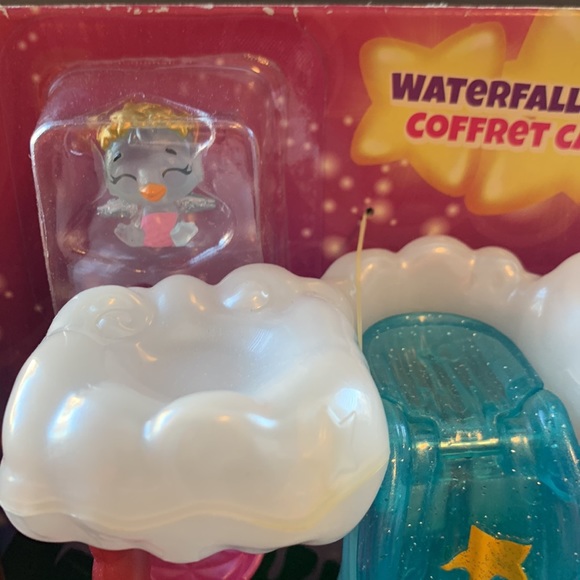 Hatchimals Colleggtibles - Waterfall Playset - Picture 4 of 4